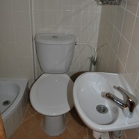 No.Tak... bathroom
